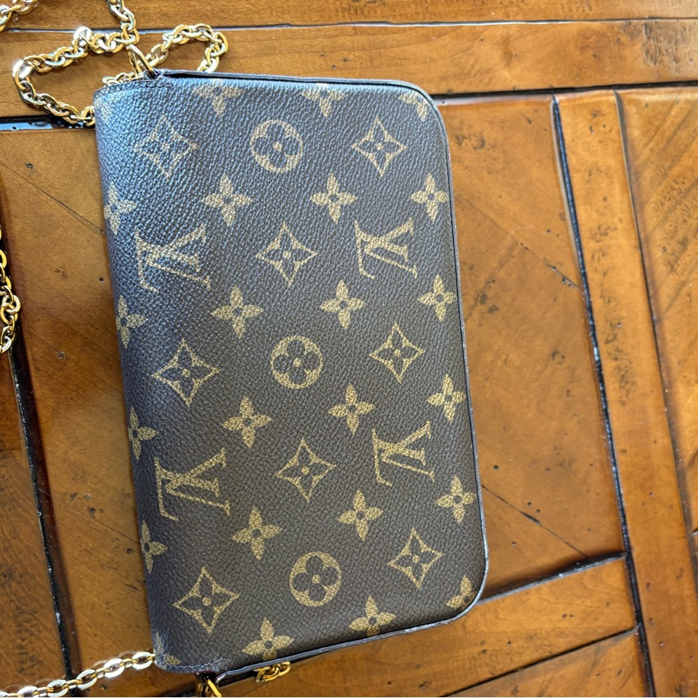 Louis Vuitton Monogram Pochette Félicie - Picture 6 of 8